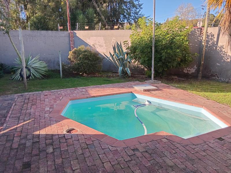 To Let 3 Bedroom Property for Rent in Sunnyside Eastern Cape